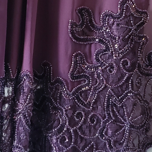 Tunic - Picture 5 of 8